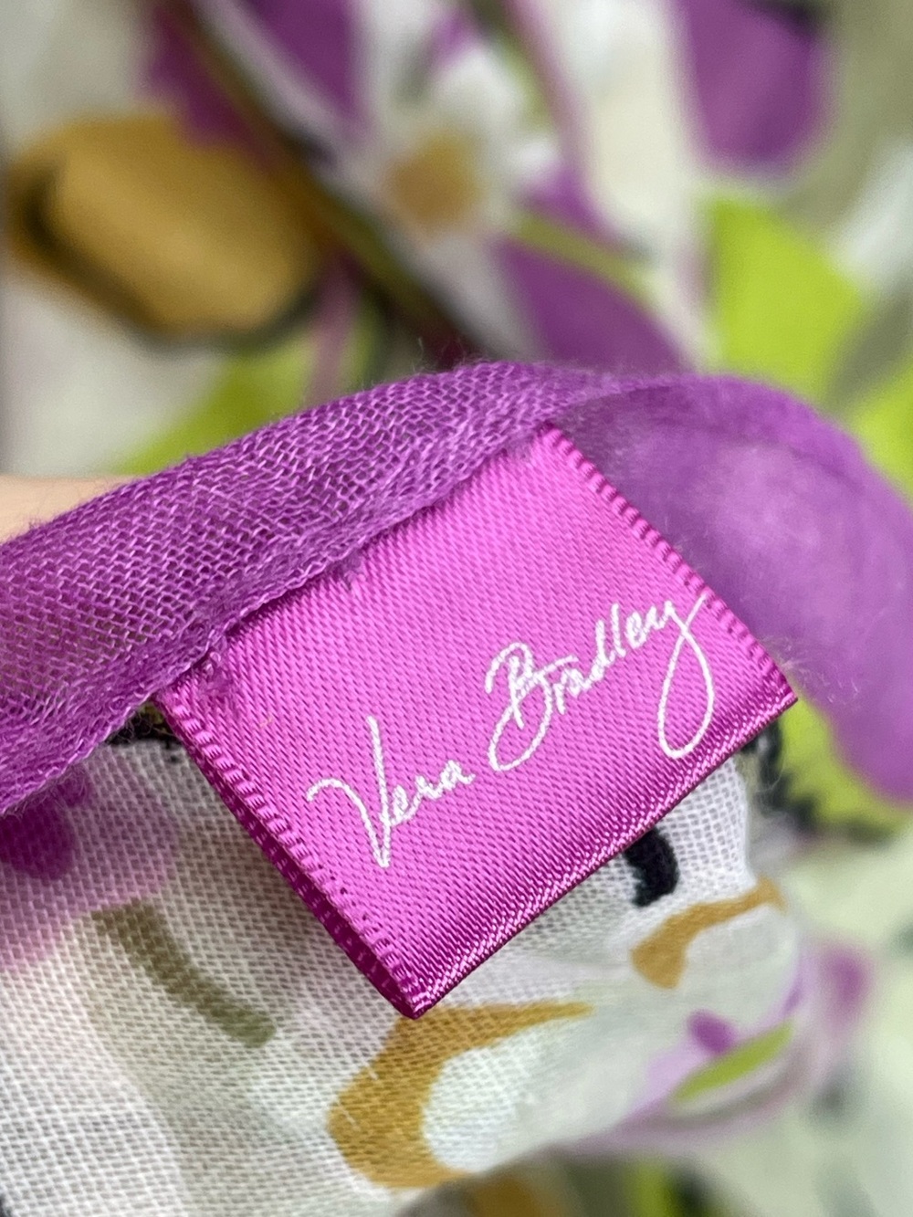 Vera Bradley portobello road oblong scarf floral print - Picture 3 of 6